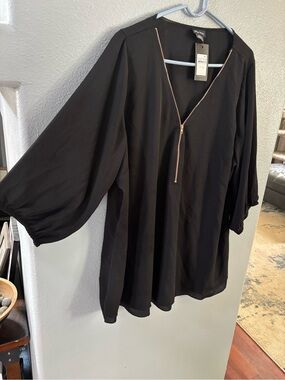 City Chic Black V-Neck Tunic with Rose Gold Zipper